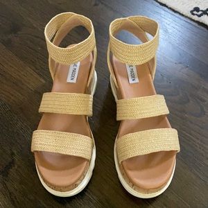 Steve Madden platform sandals